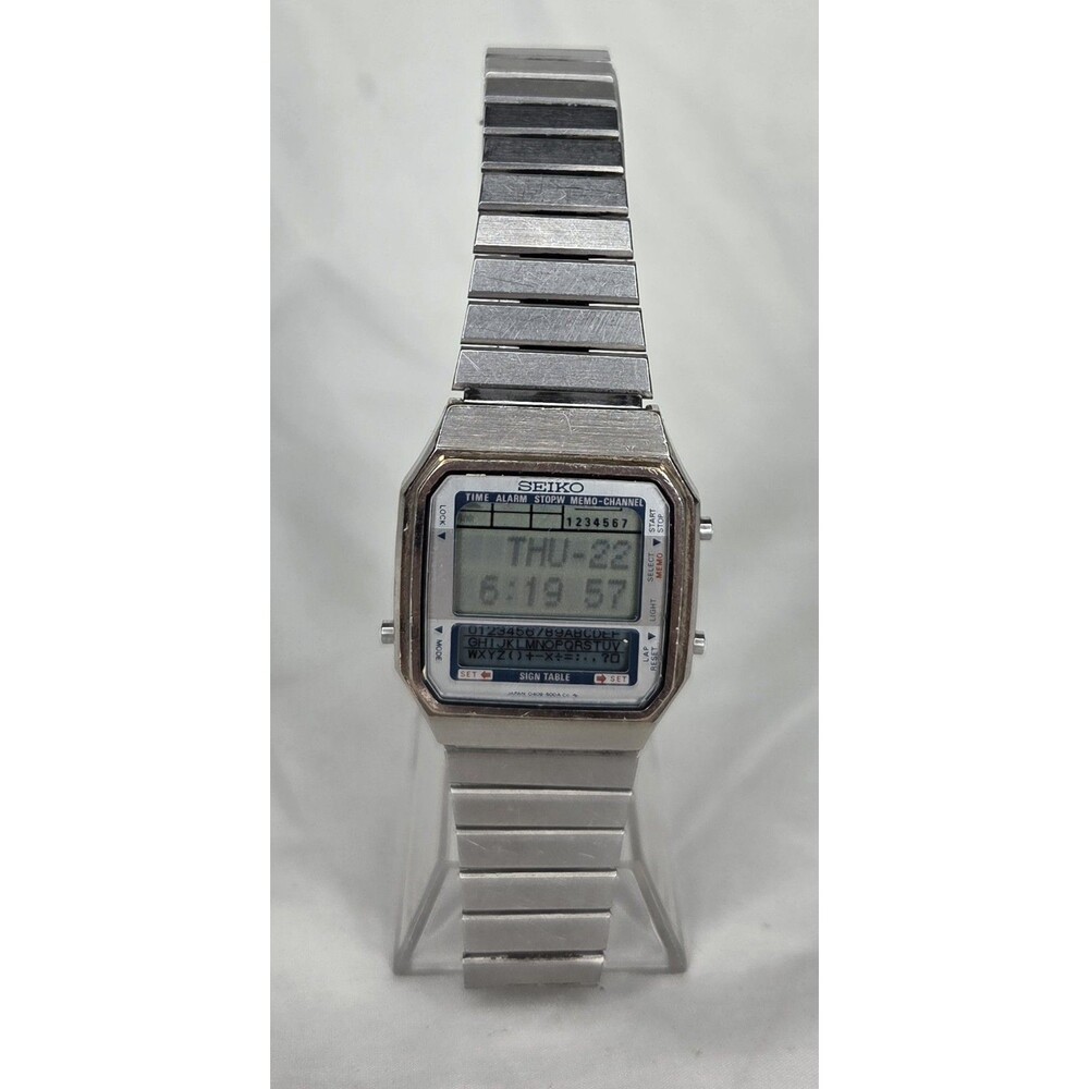 Seiko Men's Vintage D409-5009 Live Running Digital Memory Analog Watch SMGJ07